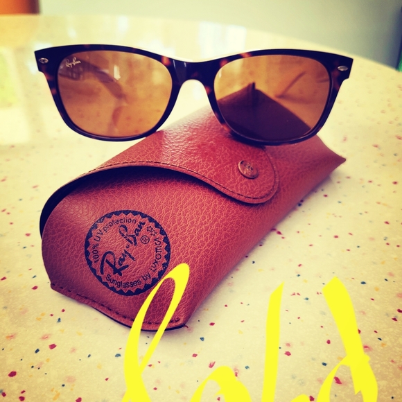 Ray-Ban tortoiseshell sunglasses SOLD - Picture 1 of 6